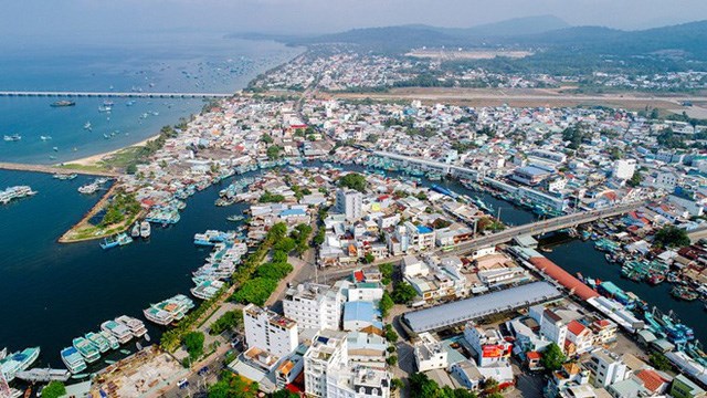 Sự kiện Phú Quốc lên thành phố chính là bệ phóng vững chắc cho sự phát triển của các ngành du lịch, bất động sản nghỉ dưỡng 